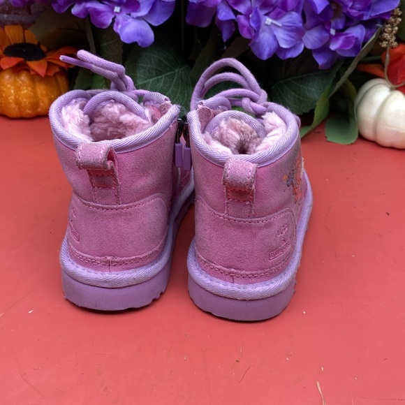 Ugg Boots SZ 7 11 T - Picture 3 of 7